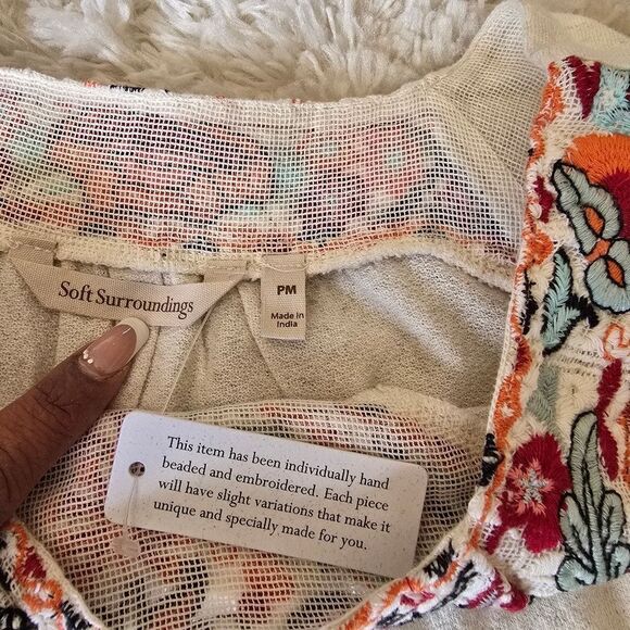 Soft Surroundings Mariella Embroidered Tunic Size PM. NWT - Picture 5 of 8